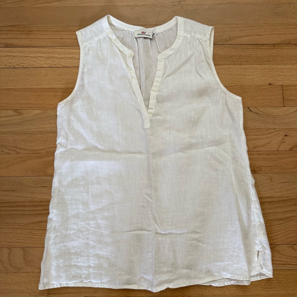Vineyard Vines Medium White 100% Linen V Neck Tank Top
